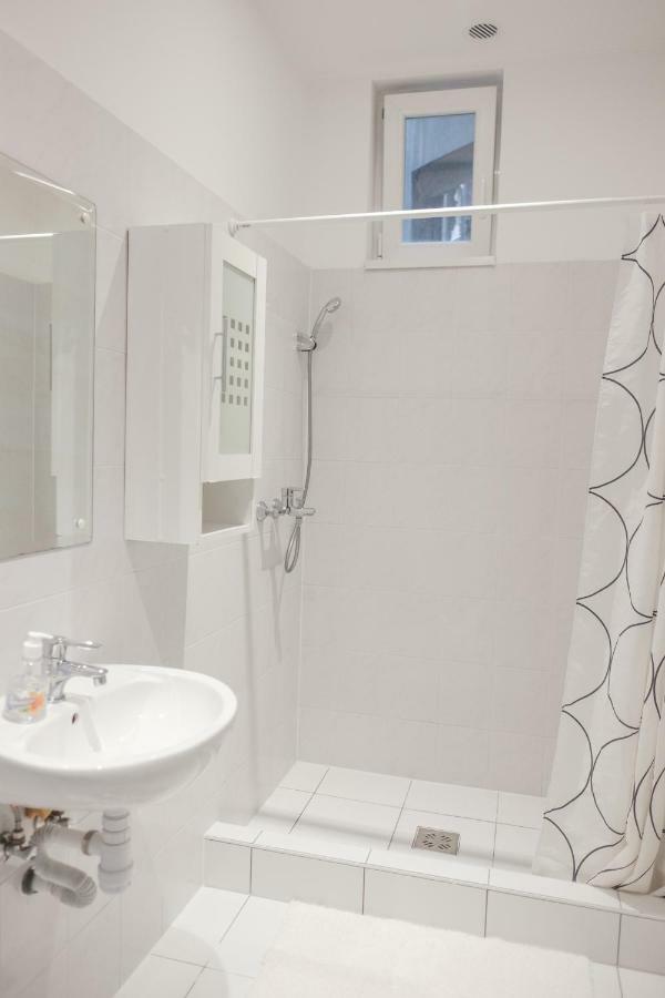Jozsef Krt 3Br - Near Corvin Apartment Budapest Bagian luar foto